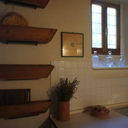 Hotel Le Rose Al Nibbio In Toscana