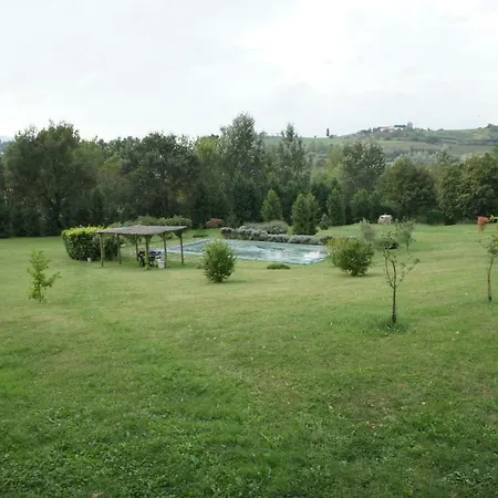 Le Rose Al Nibbio In Toscana